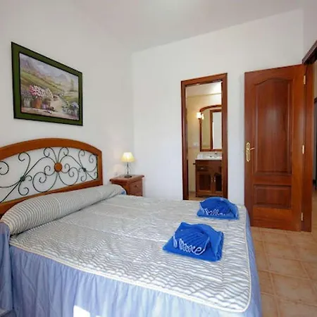 فيلة Puerto Del Carmen Sleeps 6 Pool Wifi